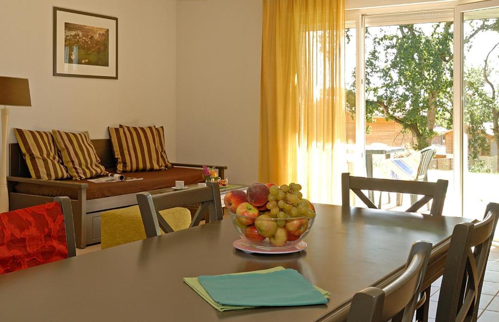 Madame Vacances - Residence Du Golf D'Armagnac Eauze Habitación foto